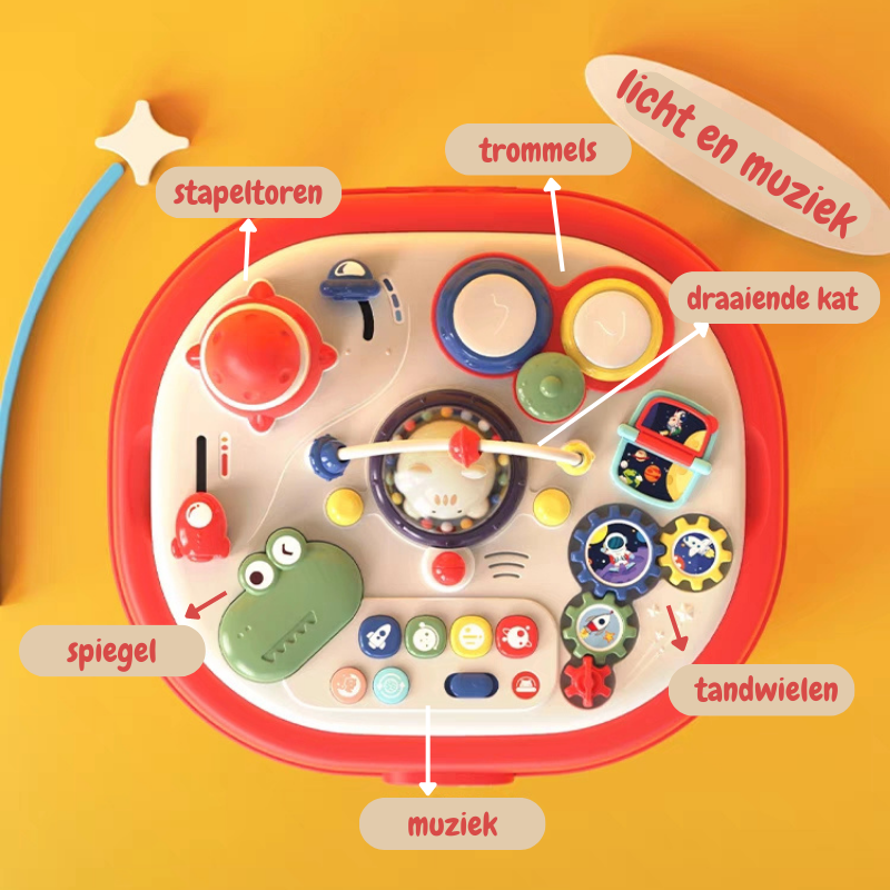 stapeltoren, trommels, muziek knopjes, tandwielem, spiegel op de speeltafel
